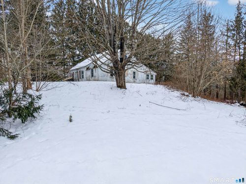 59 Long Society Rd, Preston, CT, 06365-8410 | Card Image