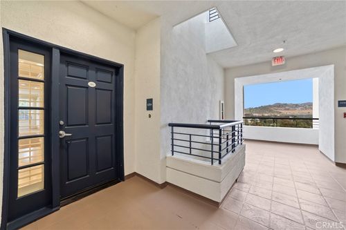 204-25422 Sea Bluffs Dr, Dana Point, CA, 92629-2198 | Card Image
