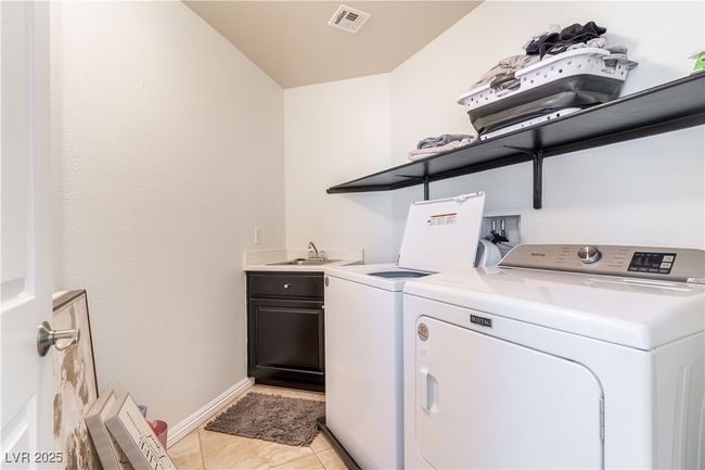 5023 Tunnel Falls Dr, House other with 3 bedrooms, 3 bathrooms and null parking in Las Vegas NV | Image 14