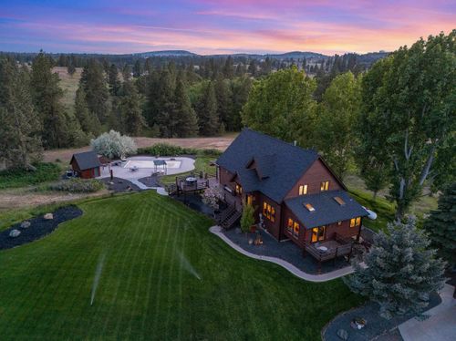 16010 W Jade Ln, Medical Lake, WA, 99022-8527 | Card Image