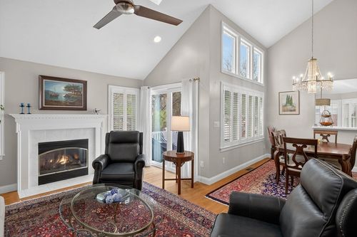5-5 Sampson Cmns, Plymouth, MA, 02360-8238 | Card Image