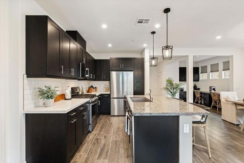 51725 Ponderosa Dr, Indio, CA, 92201-0316 | Card Image