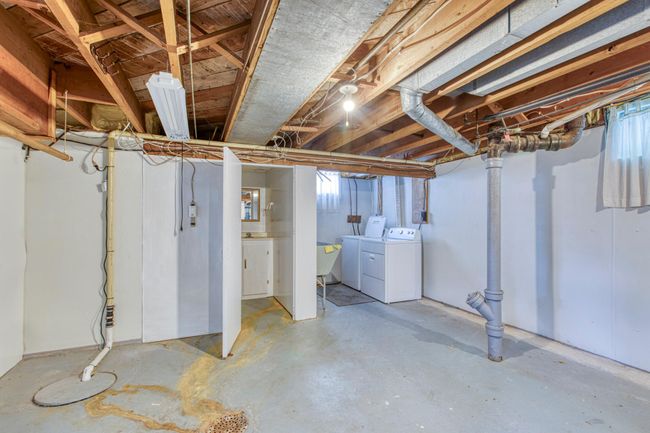 1121 2 Nd Ave W, House other with 3 bedrooms, 2 bathrooms and null parking in ASHLAND WI | Image 24