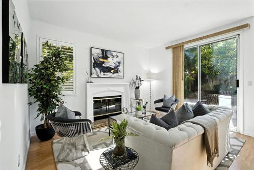34352 Mulberry Ter, Fremont, CA, 94555-1986 | Card Image