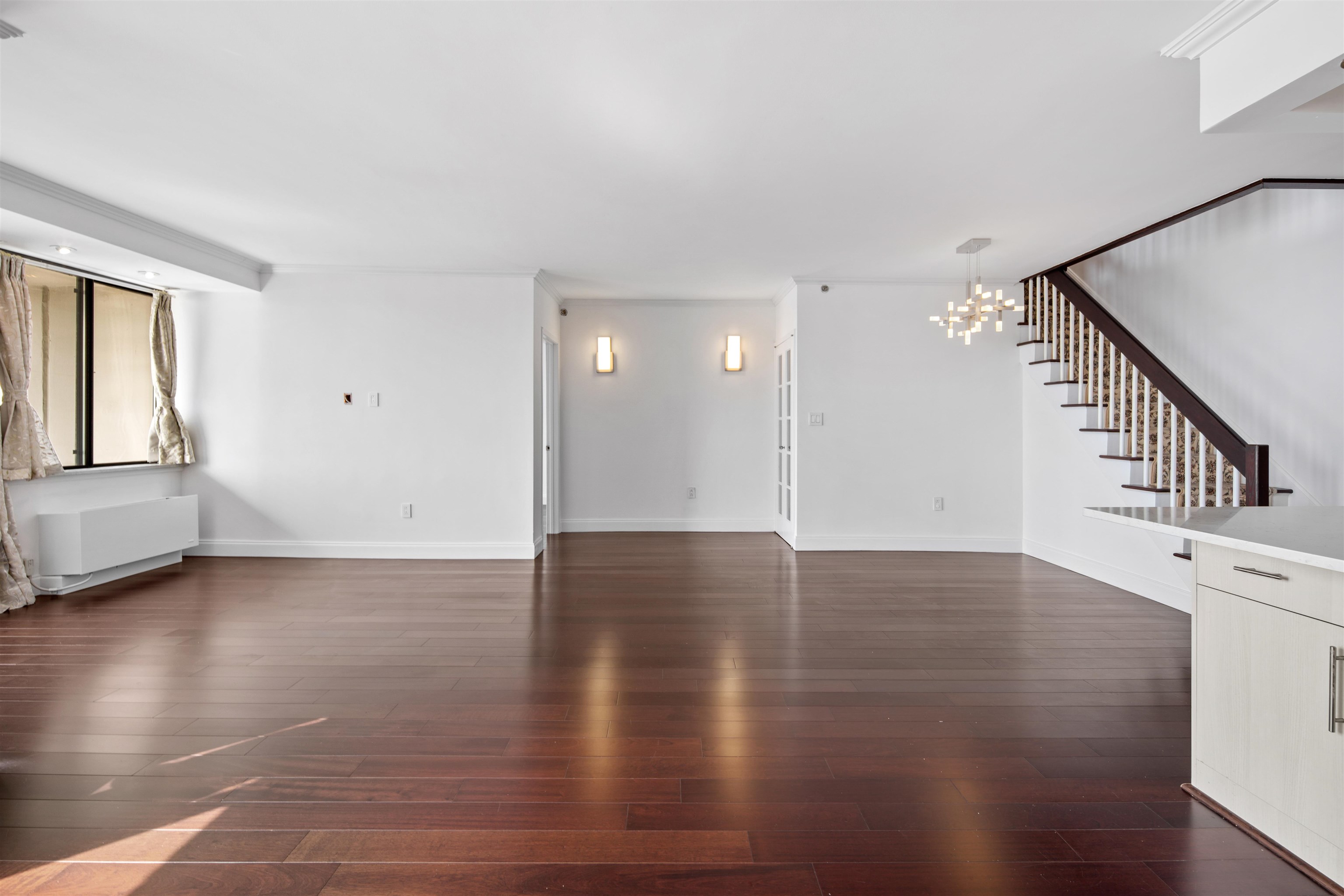 Residential Lease in JC, Downtown 4