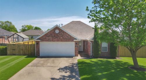 550 Bonanza, Centerton, AR, 72719 | Card Image