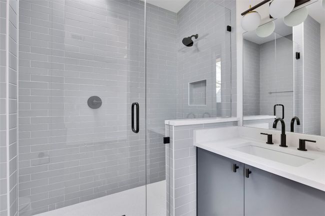 1804 Sylvan Dr, House other with 2 bedrooms, 3 bathrooms and 1 parking in Austin TX | Image 39