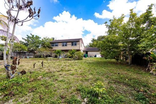 4404 Nw 75th Ter, Coral Springs, FL, 33065-2053 | Card Image