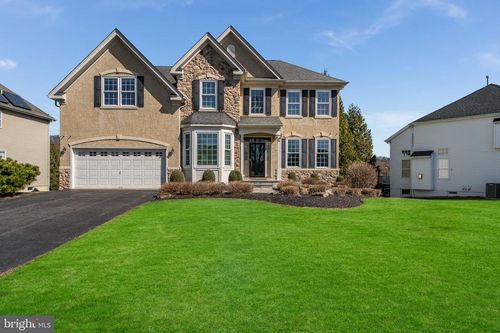 2 Elm Drive, Clinton, NJ, 08809 | Card Image