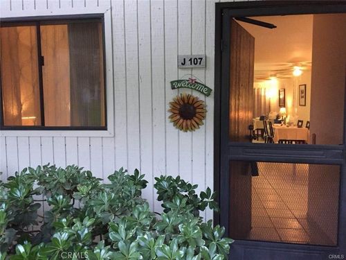 j107-675 N Los Felices Cir W, Palm Springs, CA, 92262 | Card Image