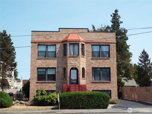 1-6-6710 Greenwood Avenue N, Seattle, WA, 98103 | Card Image