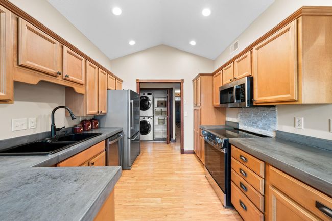UNIT-1 - 8087 Pine Point Rd, Townhouse with 5 bedrooms, 4 bathrooms and null parking in Lake Shore MN | Image 14
