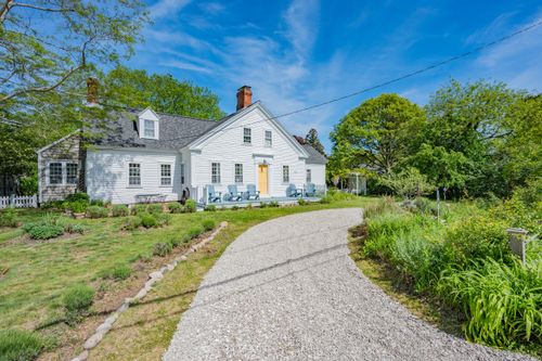 73 Division St, West Harwich, MA, 02671-1330 | Card Image