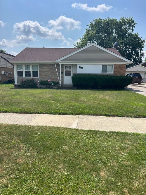 7521 Arcadia St, Morton Grove, IL, 60053-1767 | Card Image