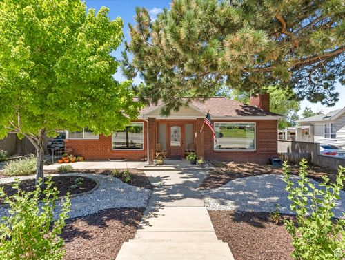 935 N 400 E, Bountiful, UT, 84010-3429 | Card Image
