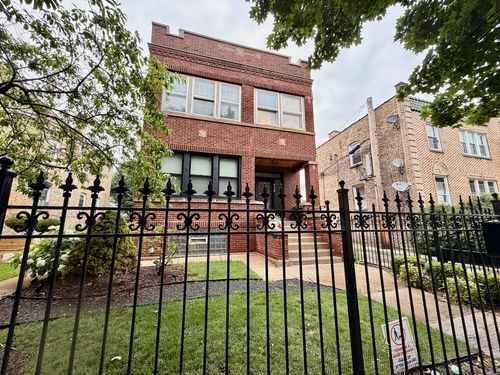 4120 W Barry Ave, Chicago, IL, 60641-5429 | Card Image