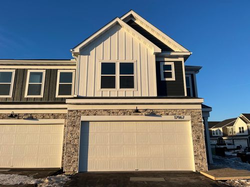 17958 Genoa Dr, Lakeville, MN, 55044-6536 | Card Image