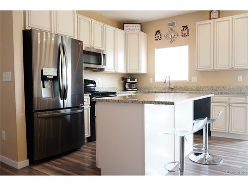 180 S 4th Ave, Deer Trail, CO, 80105 | Card Image