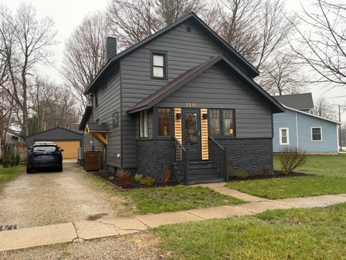 310 Dibble St, Hastings, MI, 49058-1909 | Card Image