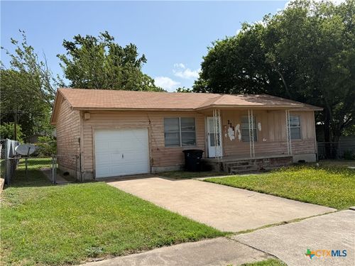 111 W Vardeman Ave, Killeen, TX, 76541-7984 | Card Image