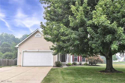 34900 Clear Creek Dr, North Ridgeville, OH, 44039-3975 | Card Image