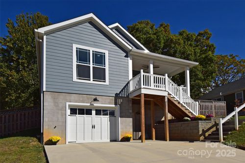 1102 Blueview Dr, Black Mountain, NC, 28711-0646 | Card Image