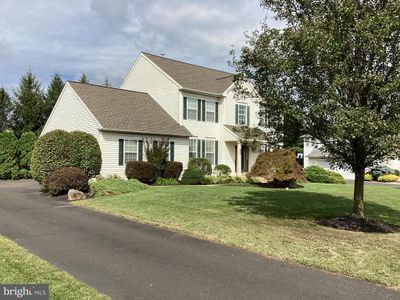 1832 Heritage Drive, House other with 4 bedrooms, 2 bathrooms and null parking in JAMISON PA | Image 2