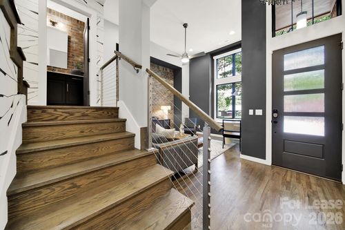 428 E 33rd St, Charlotte, NC, 28205-1598 | Card Image