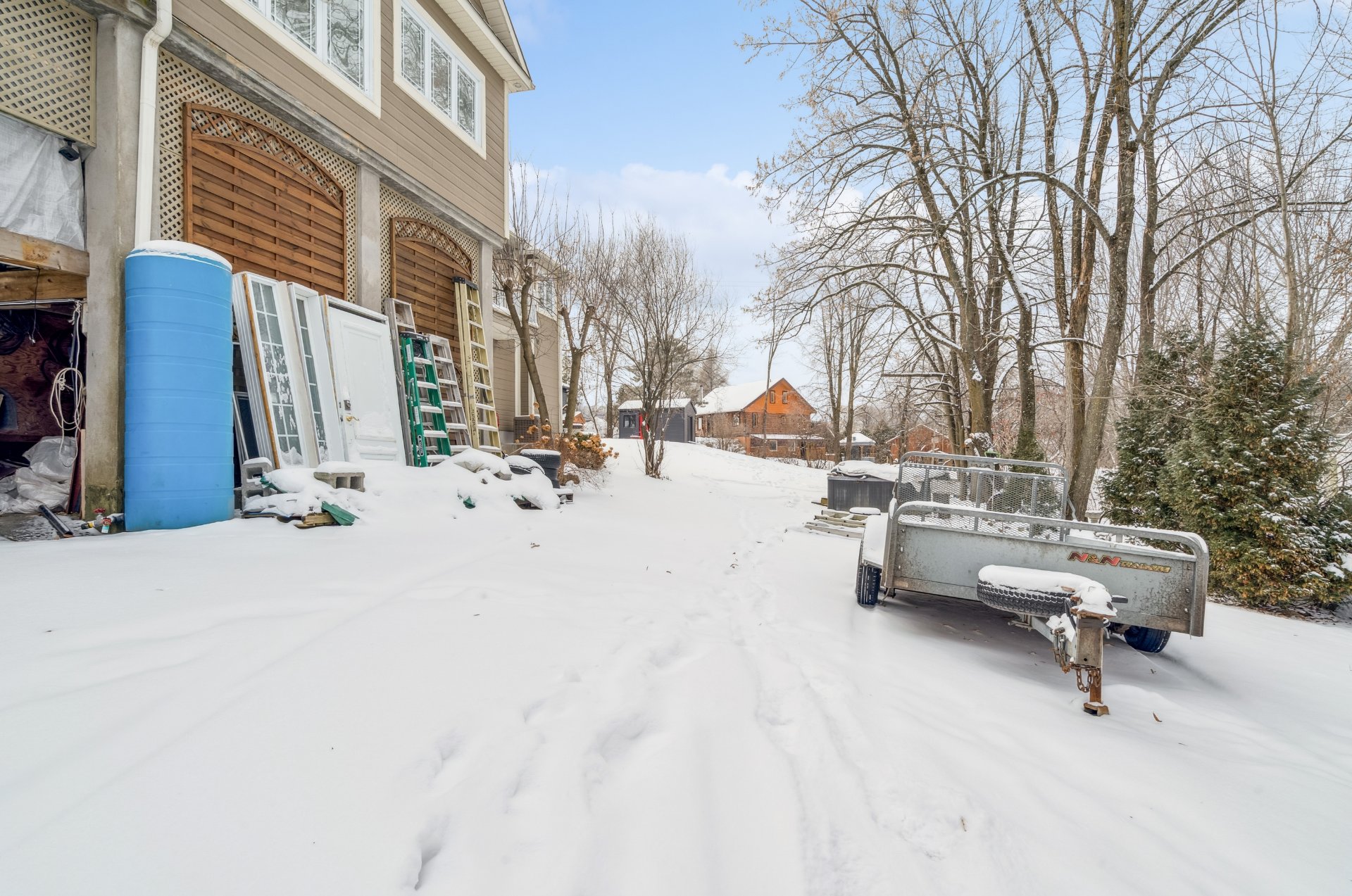 Residential in Oka 3