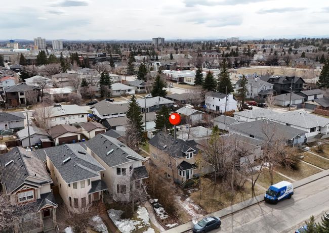 427 53 Avenue Sw, Home with 4 bedrooms, 3 bathrooms and 4 parking in Calgary AB | Image 42