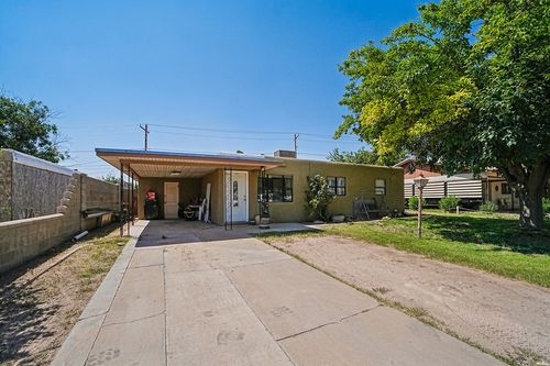 511 Leavel Dr, Carlsbad, NM, 88220-3755 | Card Image