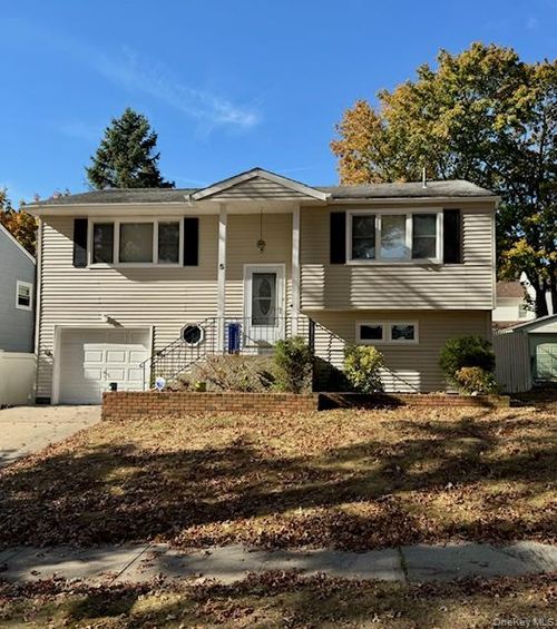5 Vilno Ct, Huntingtn Sta, NY, 11746-1517 | Card Image