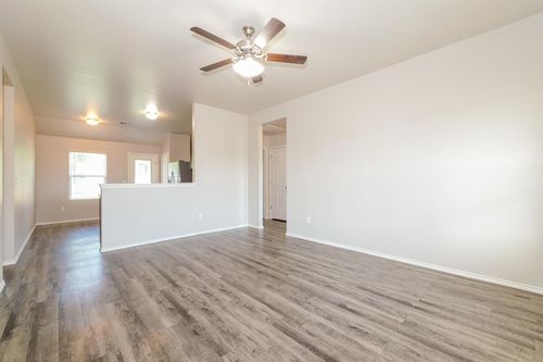 10748 Sw 23rd Pl, Yukon, OK, 73099-2682 | Card Image