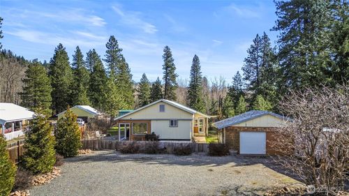 30 Prairie Ln, Cle Elum, WA, 98922-9691 | Card Image