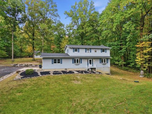 411 Rutt Rd, Bangor, PA, 18013-9609 | Card Image