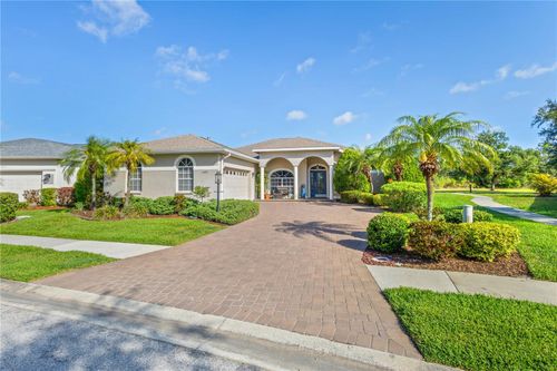 10921 Bluestem Cir, LAKEWOOD RANCH, FL, 34202-4157 | Card Image
