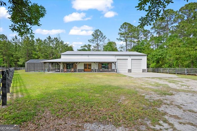 1330 Sr 110, Home with 6 bedrooms, 3 bathrooms and null parking in Waynesville GA | Image 9