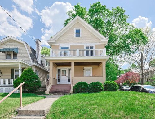 2635 Observatory Ave, Cincinnati, OH, 45208-2012 | Card Image