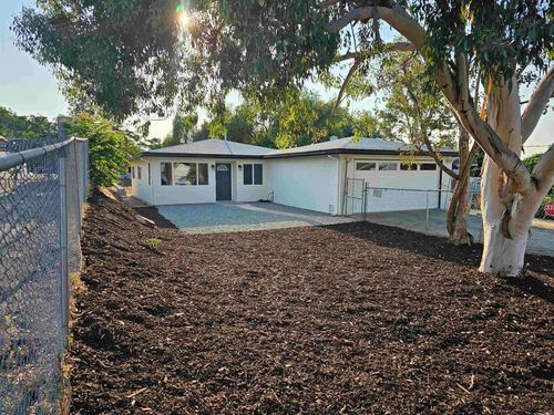 8566 Atlas View Dr, Santee, CA, 92071-4103 | Card Image