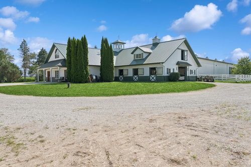 W1800 County Road B, Genoa City, WI, 53128-1937 | Card Image