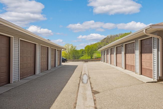 APT-7 - 162 College Ave W, Condo with 2 bedrooms, 1 bathrooms and null parking in Saint Paul MN | Image 33