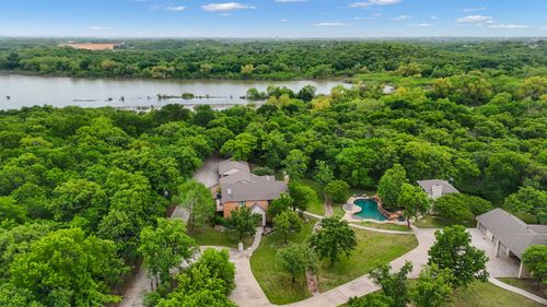 2243 Wood Hollow Rd, Denton, TX, 76208-7349 | Card Image