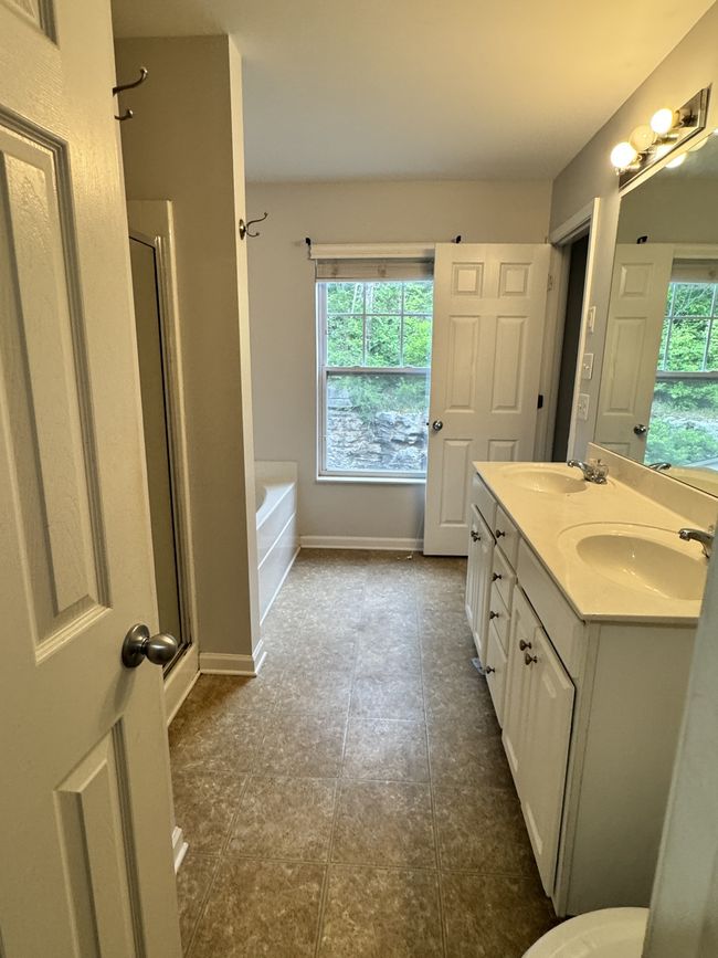 7828 Kemberton Dr W, Townhouse with 3 bedrooms, 3 bathrooms and 1 parking in Nolensville TN | Image 13