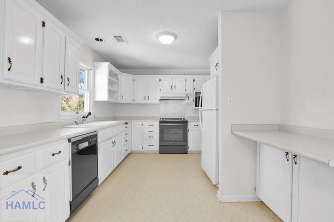38 Billy Harris Pt, House other with 3 bedrooms, 3 bathrooms and null parking in Midway GA | Image 12