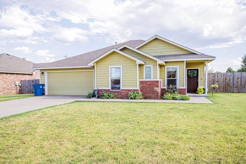 1603 E Timberridge Dr, Cushing, OK, 74023-5458 | Card Image