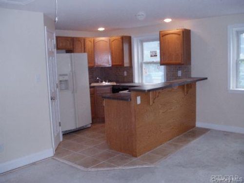 44 Grant St, East Northport, NY, 11731-1104 | Card Image