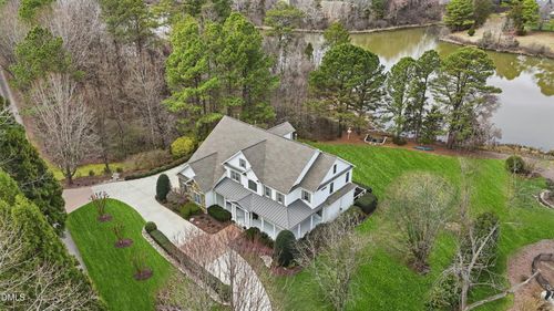300 Lake Manor Rd, Chapel Hill, NC, 27516-4358 | Card Image