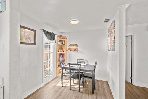 4400 79th St, Sacramento, CA, 95820-3649 | Card Image