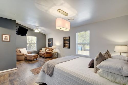 313 Rowland Dr, Austin, TX, 78745-2383 | Card Image