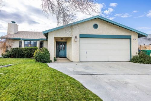 233 Chambers St, Ridgecrest, CA, 93555 | Card Image